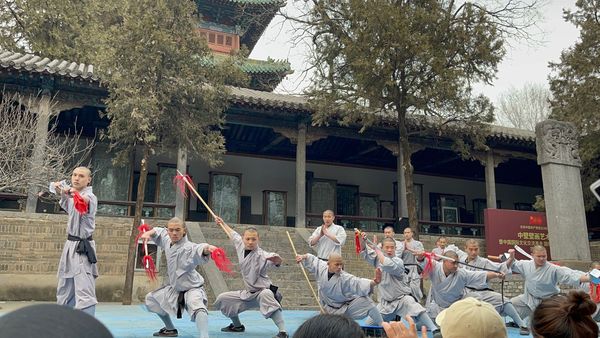 過去少林寺曾大力發展文創與巡演，如今被全面叫停。（翻攝自微博）