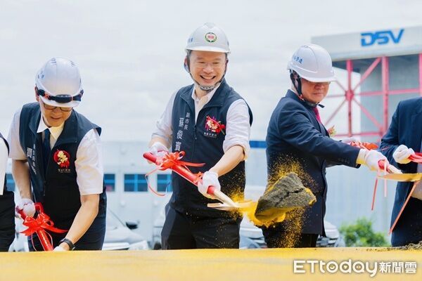 ▲衛福部桃園醫院住宿型長照機構新建工程動土典禮，副市長蘇俊賓期盼工程完工後，進一步強化桃園長照體系，實現高齡友善城市的整體願景。（圖／記者楊熾興翻攝、下同）