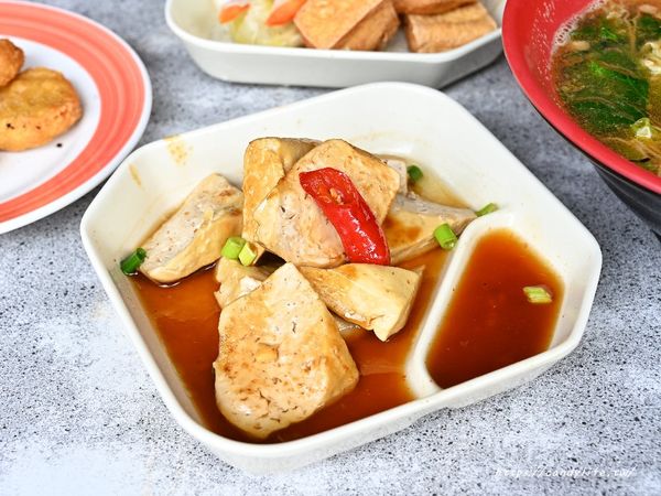 ▲▼台中人氣老字號茶行，懷舊感滿滿。（圖／部落客糖糖提供）