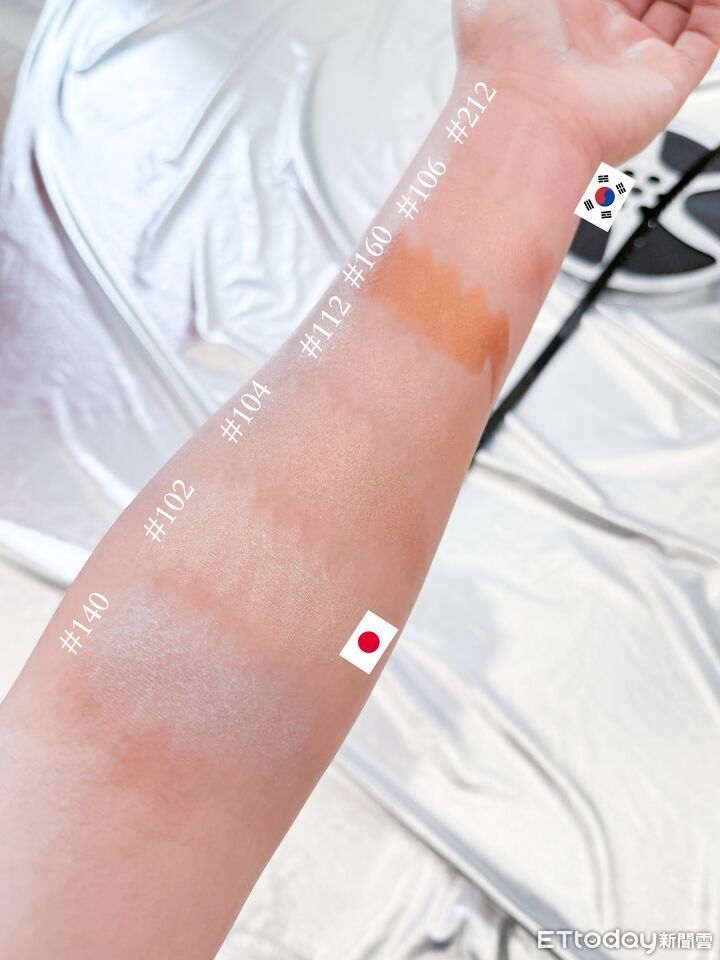 MAKE UP FOR EVER,NARS,腮紅棒,頰彩棒,頰彩,腮紅,彩妝。（圖／記者李薇攝）