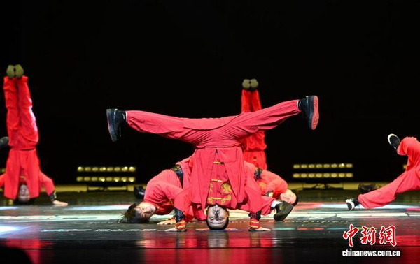 ▲▼  海青節兩岸首屆馬術比賽、霹靂舞           。（圖／翻攝 中新社）