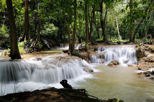 ▲▼泰國北碧府三站式身心靈療癒行程。（圖／部落客viviyu提供）