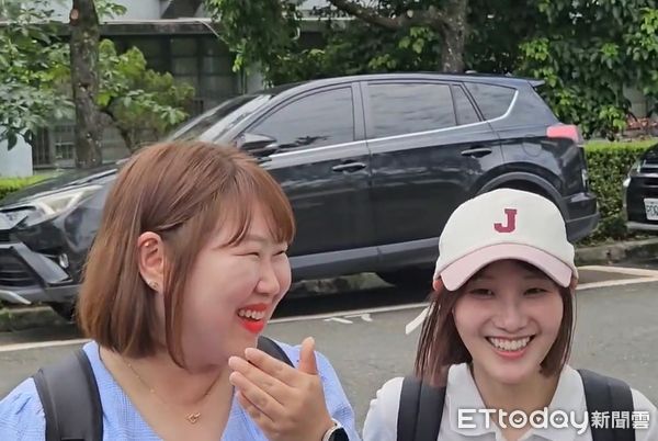 ▲▼韓籍粉絲跨海迎接許光漢。（圖／記者高堂堯攝)