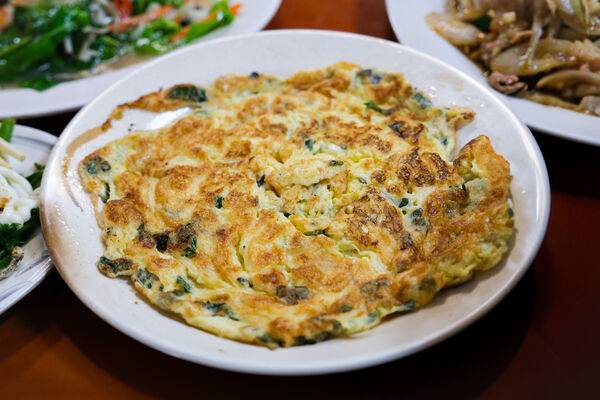 ▲▼龍眼木燻烤福伯黃金雞。（圖／部落客飛天璇提供）