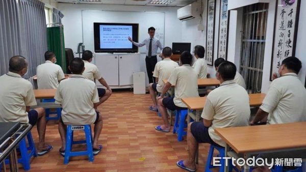 ▲基隆看守所辦防詐講座。（圖／記者郭世賢翻攝）