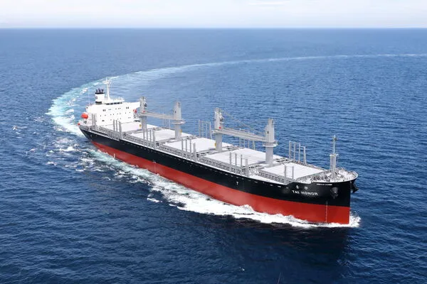 ▲圖為台航四萬噸級輕便型船台譽輪。（圖／台航提供）