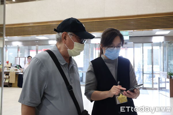 ▲▼花蓮慈院舉辦為期三天「慈濟智能健康管家APP」的限定快閃活動。（圖／慈濟醫學中心提供，下同）