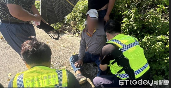 ▲男子騎機車閃猴子自摔送傷。（圖／記者陳崑福翻攝）