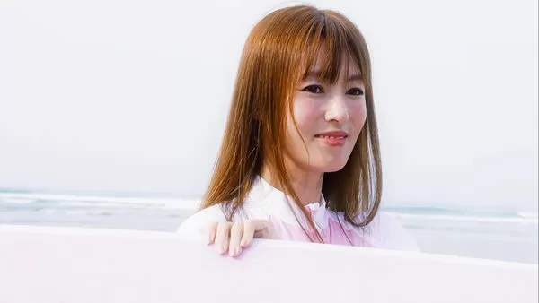 ▲▼深田恭子蜜大腿瘦到皮包骨。（圖／翻攝自IG）