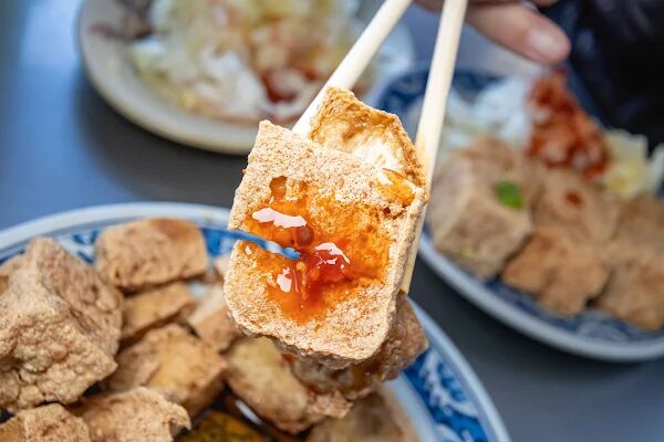 ▲▼店小二臭豆腐。（圖／部落客美熊很愛吃授權提供）