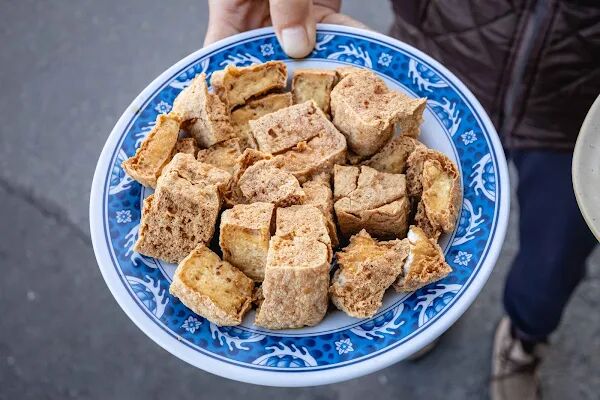 ▲▼店小二臭豆腐。（圖／部落客美熊很愛吃授權提供）