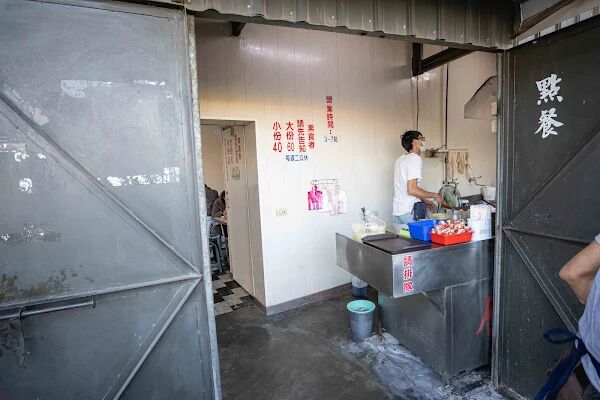 ▲▼店小二臭豆腐。（圖／部落客美熊很愛吃授權提供）