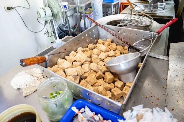 ▲▼店小二臭豆腐。（圖／部落客美熊很愛吃授權提供）