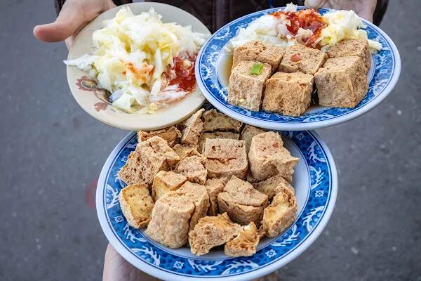 ▲▼店小二臭豆腐。（圖／部落客美熊很愛吃授權提供）