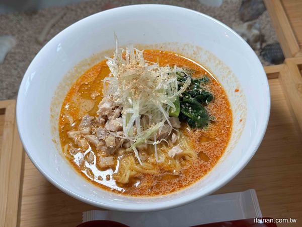 ▲▼美ら門扇。（圖／部落客台南好Food遊授權提供）