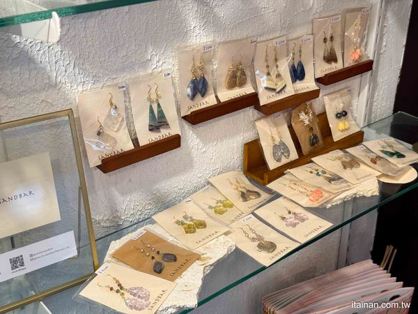 ▲▼美ら門扇。（圖／部落客台南好Food遊授權提供）