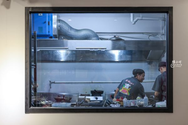 ▲▼招財溫體羊。（圖／部落客陳小可的吃喝玩樂授權提供）