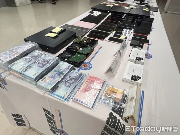 ▲警方宣布破獲以工程師黃鶴樓為首的投資詐騙網站架設集團。（圖／記者張君豪翻攝）