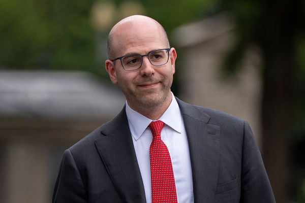 ▲▼美國總統川普7日宣布，將提名經濟顧問委員會（Council of Economic Advisers）主席米蘭（Stephen Miran）出任聯準會理事。（圖／達志影像／美聯社）