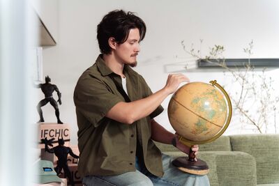 周華健當爸超嚴格! 「混血帥兒」周厚安認證:通電話像員工見老闆