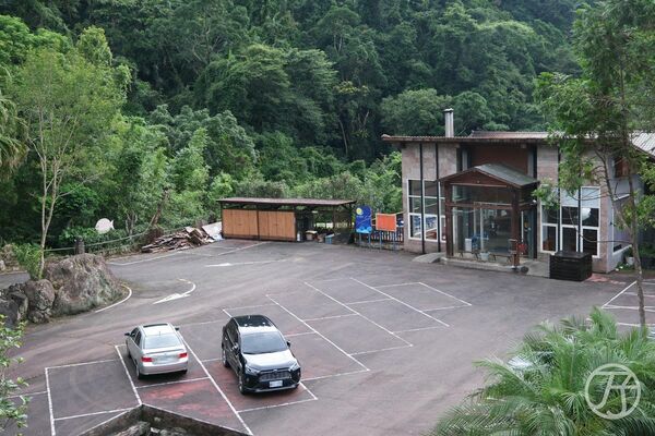 ▲▼新月塢溫泉。（圖／部落客JJ.Hsu授權提供）