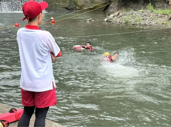 ▲金山中角灣,福隆雙溪河,大豹溪戲水景點現場有合格救生員駐守。（圖／新北市觀旅局提供）