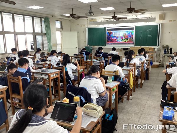 ▲台南市教育局推動的「因雄崛起」遊戲化學習平台，透過趣味闖關與即時回饋機制，吸引學生主動投入學習。（圖／記者林東良翻攝，下同）