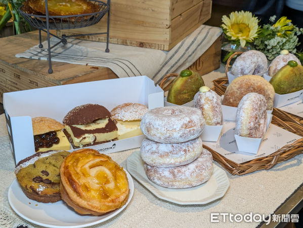 ▲福岡名店「MOROPAIN」明天登台快閃　滿額送限量十二廚下午茶券。（圖／記者黃士原攝）