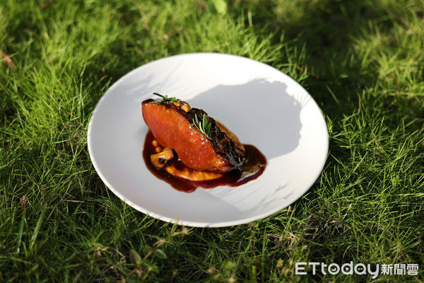 ▲ORIGEN「慢烤伊比利豬」。（圖／業者提供）