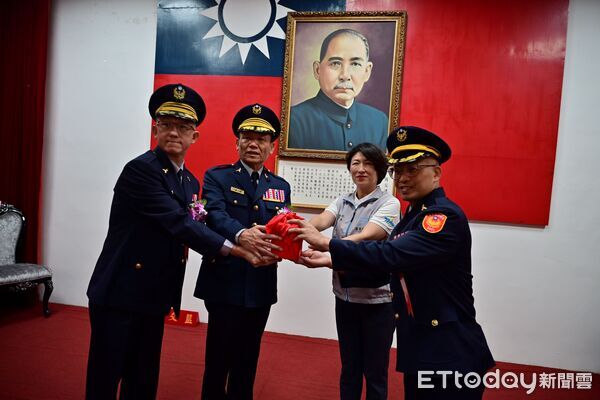▲台東三警職交接典禮展現團隊延續性。（圖／記者楊晨東翻攝）