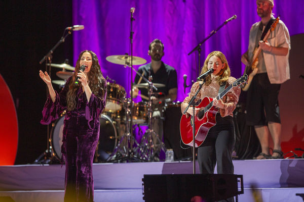 ▲M2M（窈窕美眉）成軍25年，將來台灣開唱。（圖／54 Entertainment提供）