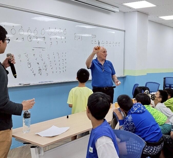 ▲▼九九文教基金會攜手美國數學大聯盟，激發小學生潛能。（圖／九九提供）