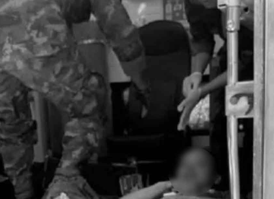 ▲▼泰士兵柬埔寨邊境「踩中地雷」3人受傷！　1人腳踝被炸爛。（圖／翻攝自khaosod）