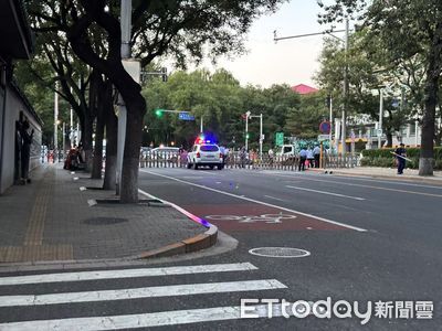 九三閱兵首場演練登場! 北京封控核心街道成「警戒區」