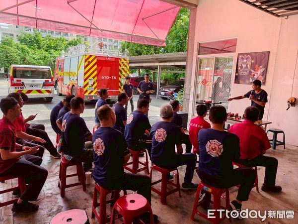 ▲台南市消防局第二大隊舉辦義消無人機專業訓練，增進空中救援能力。（記者林東良翻攝，下同）