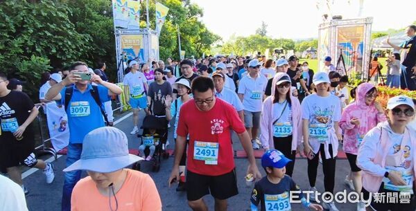 ▲▼         跑動金門‧跑出夏日運動潮！2300跑者奔馳海岸線、金門風情新體驗    。（圖／記者林名揚翻攝）