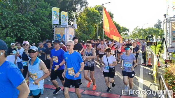 ▲▼         跑動金門‧跑出夏日運動潮！2300跑者奔馳海岸線、金門風情新體驗    。（圖／記者林名揚翻攝）
