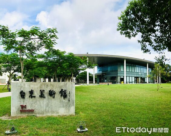 ▲台東美術館打造夜間觀展新模式。（圖／記者楊晨東翻攝）