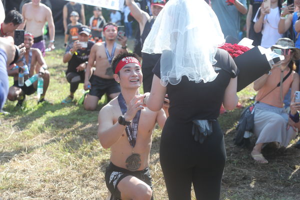 ▲日本「最強消防員」菅田崚馬率先衝線、台將「紅髮戰士」孫育彬屈居第二、小勇士競爭也非常激烈、藍正瑋向女友林佩秋求婚。（圖／斯巴達提供）