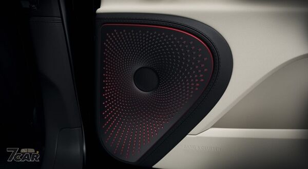 擴展內裝風格極限　Bentley 推出全新 Mulliner 客製化選項