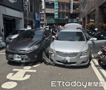 通緝犯拒檢狂逃撞車影片曝! 苗栗警搜出海洛因、安非他命