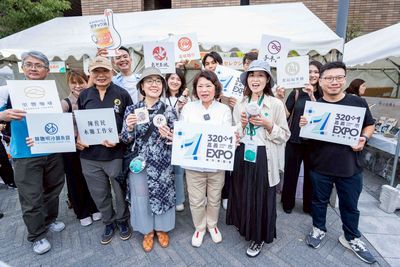 文總「TAIWAN PLUS台日新風」大阪登場　4小時湧破萬人次