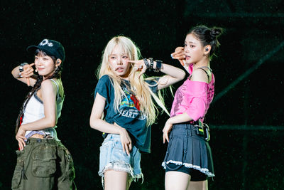 直擊／台中KPOP拼盤「驚喜冒出BLACKPINK夯歌」　4人站上台萬人嗨爆