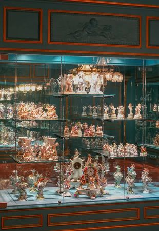 ▲▼高雄莉．瓷藝博物館全攻略。（圖／部落客貪吃鬼熊熊提供）