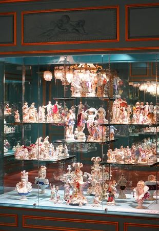 ▲▼高雄莉．瓷藝博物館全攻略。（圖／部落客貪吃鬼熊熊提供）