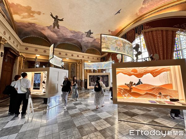 ▲▼文化部舉辦「We TAIWAN 台灣文化in大阪．關西世博」，其中「魔幻台灣&mdash;台灣文學展」在大阪市中央公會堂展出。（圖／記者林育綾攝）