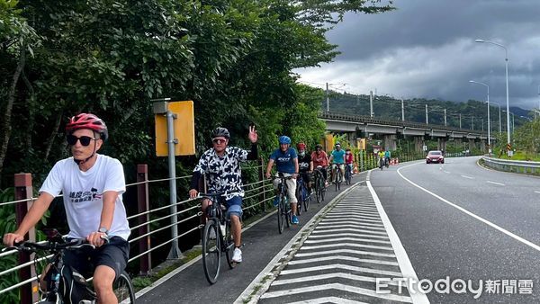 ▲▼本次培訓吸引來自各觀光區的專業騎士與縱管處志工等65位學員參與。（圖／縱管處提供，下同）