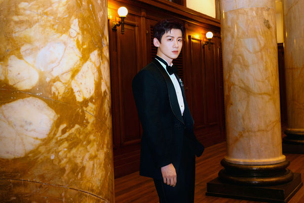 ▲▼狗仔爆宋軼與丞磊「互抹奶油」是炒作CP。（圖／翻攝自微博）