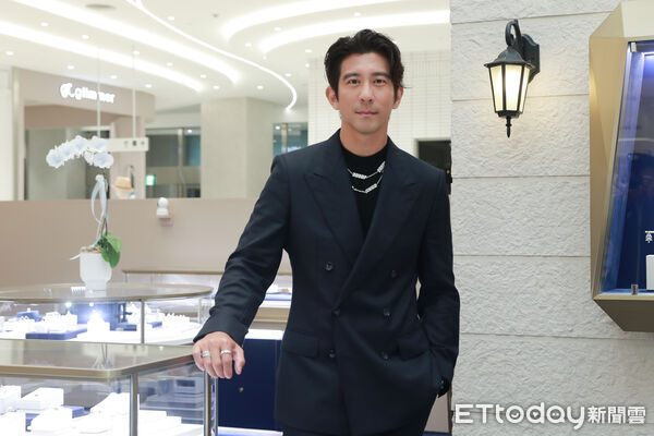 ▲▼修杰楷azuro首間品牌開幕媒體拍照會。（圖／記者周宸亘攝）