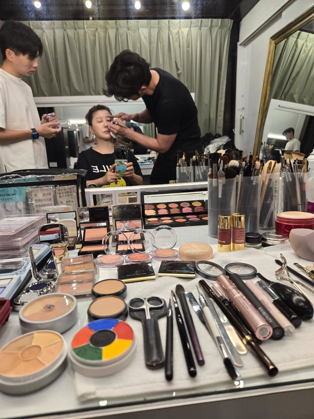 ▲▼藍心湄突長「臭嘴角」洩身體警訊。（圖／翻攝自臉書／藍心湄）